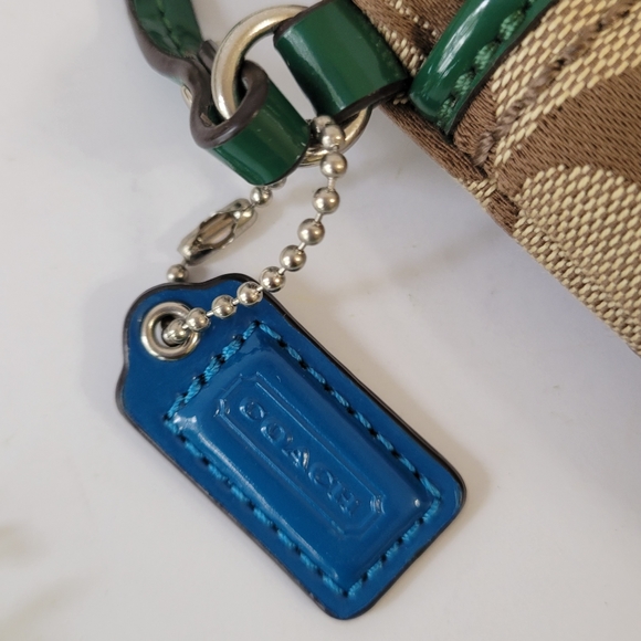 Coach Canvas Signature C's wristlet - Picture 11 of 12